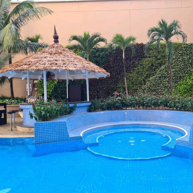 โรงแรมคาราเวลล์ ไซ่ง่อน (Caravelle Saigon Hotel)

