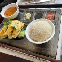 知名亞洲海南雞飯，文華東方酒店cafe causette 