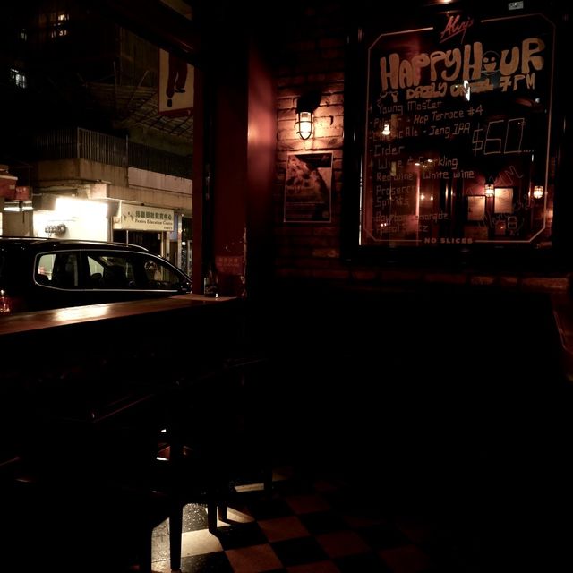 懷舊美式酒吧手工薄餅