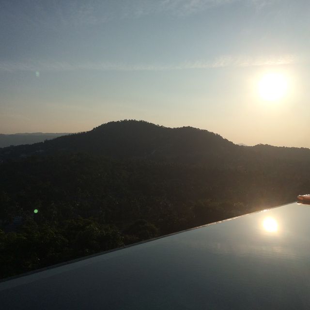 泰國蘇梅島 超大villa + 無邊際泳池