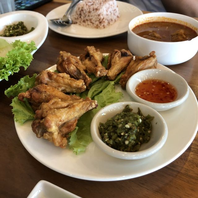 โอรา อาหารเหนือ เชียงราย✨