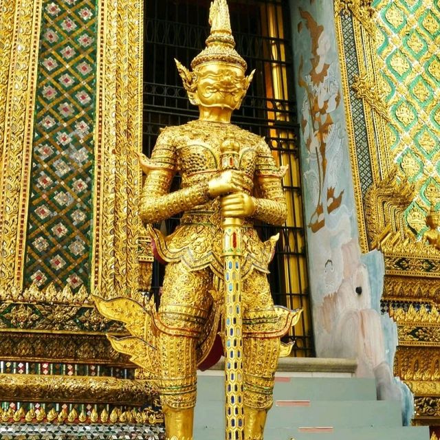 GRAND PALACE