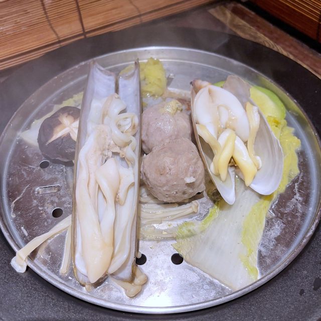 獨食超正海鮮蒸氣火鍋
