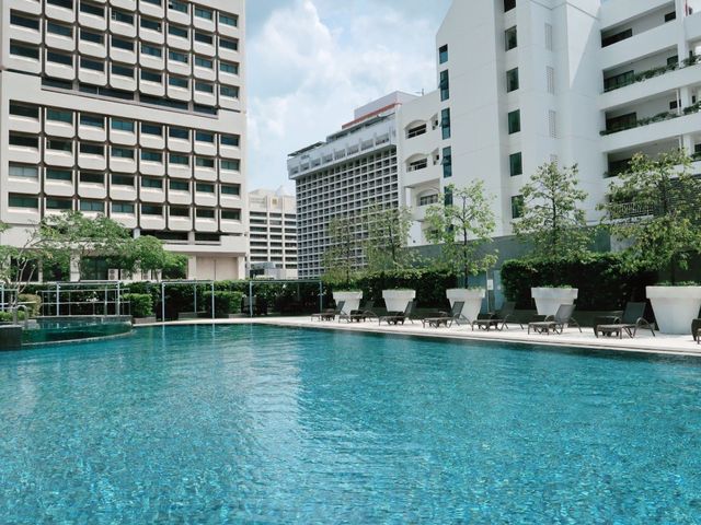 Turquoise swimming pool at Orchard Hotel