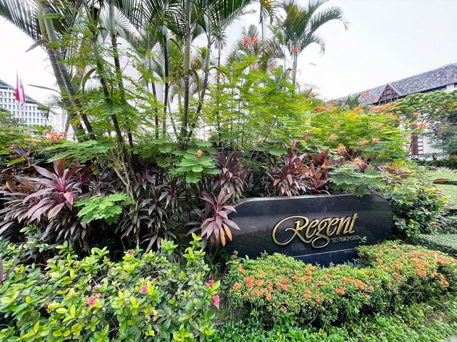 Garden welcome at Regent Hotel