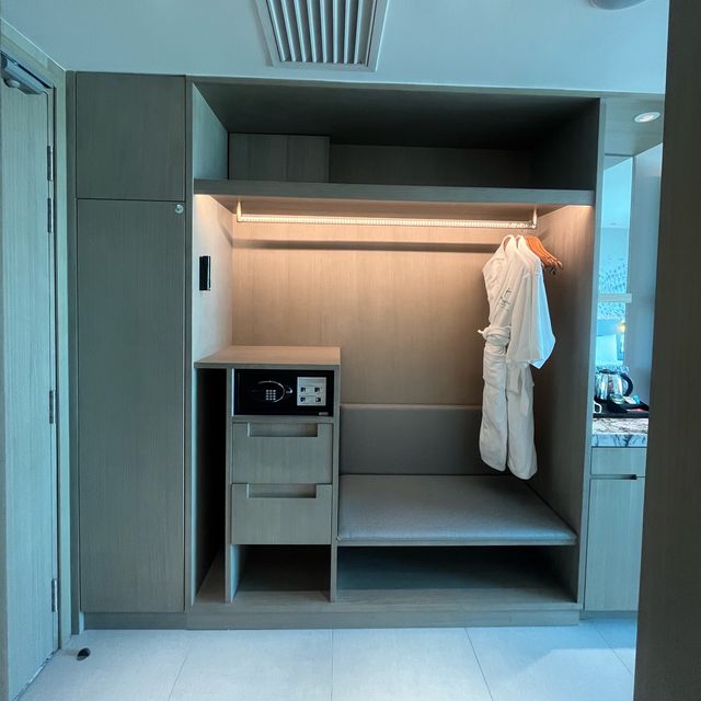 JB hotel stay at Holiday Inn Johor Bahru City