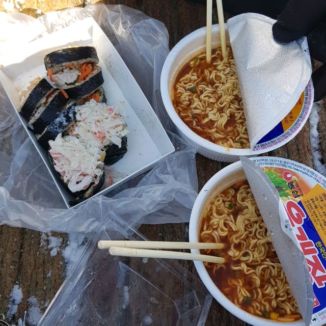 잊을만하면 꼭 생각나는 겨울 설산 '한라산 등반'
