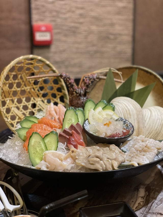 香港探店 旺角美食 阿爺八鮮鍋 豐富海鮮🦞 香港探店 旺角美食 阿爺八鮮鍋 豐富海鮮🦞