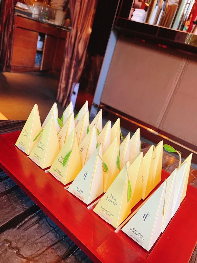 Benefit Cosmetics 下午茶@ 眉好時光