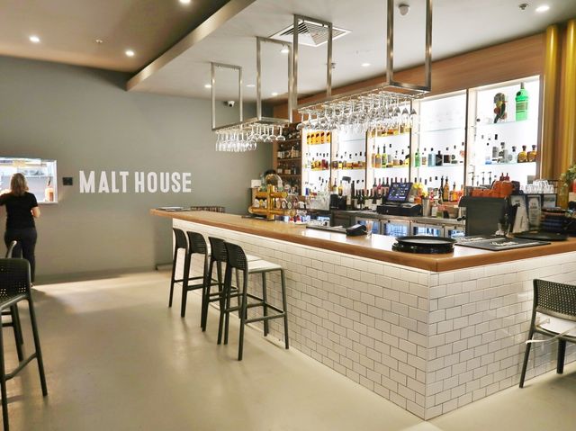 Malt House, Surfers Paradise (Gold Coast)