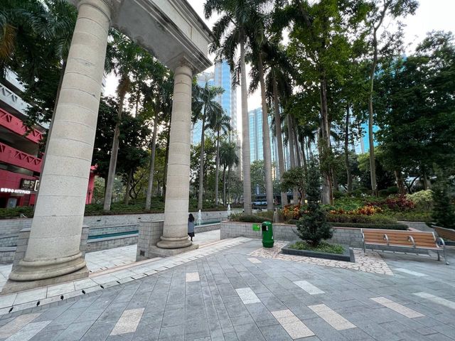 尖東地標噴水池@市政局百周年紀念花園