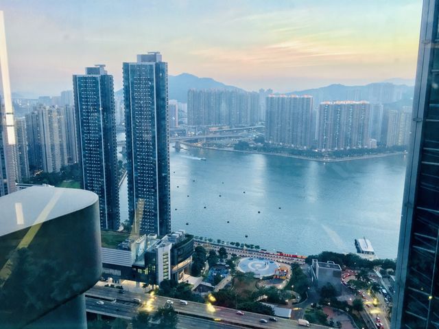 戶外特大泳池 - 荃灣西如心酒店