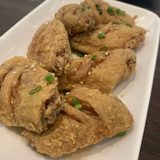 CHOM CAFE 🥦