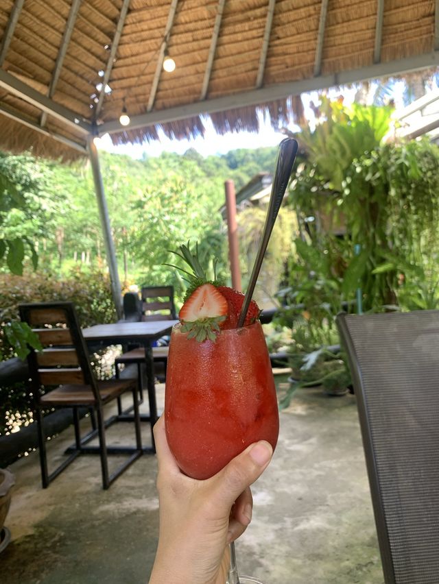 ☕️คาเฟ่บนเขากะตะ Smoothie คือยืนหนึ่ง
