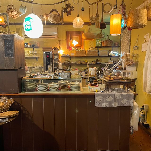 따뜻한 일본 감성의 카페 연남모멘트커피☕️