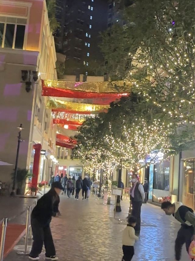 利東街聖誕🎄巨型disco波波