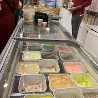 Yummy Rayahen cafe/ sweets 