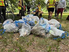 Trash and Vegetation Cleanup at Jones Point Park | Meet near the bathrooms at Jones Point Park