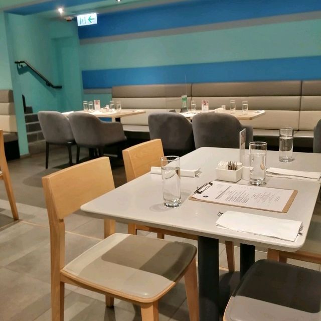 君立酒店～餐廳Cafe