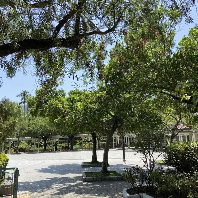 綠草如茵的花園 📍屯門