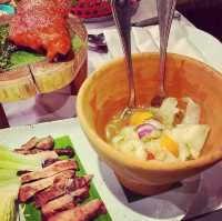 Dinner ar Manda dw Laos 