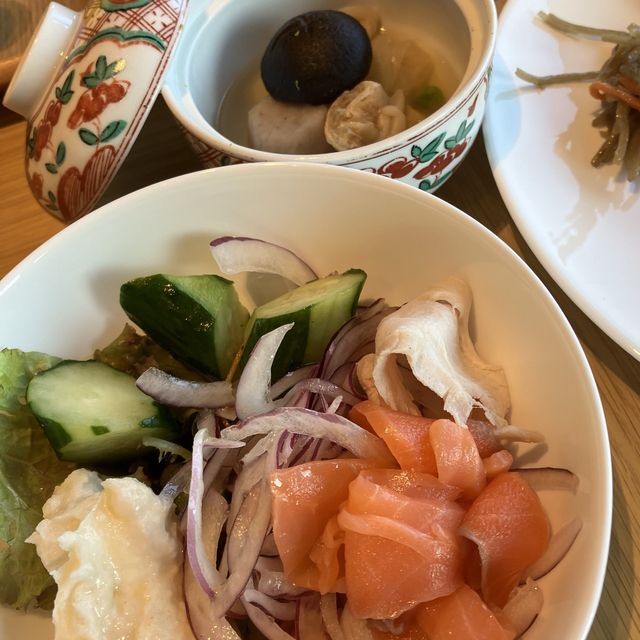 [ウェスティン都ホテル京都]の朝ごはんとラウンジ