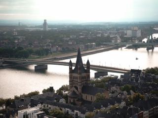 🇩🇪 How to take photos of Cologne Cathedral in bad weather 📷