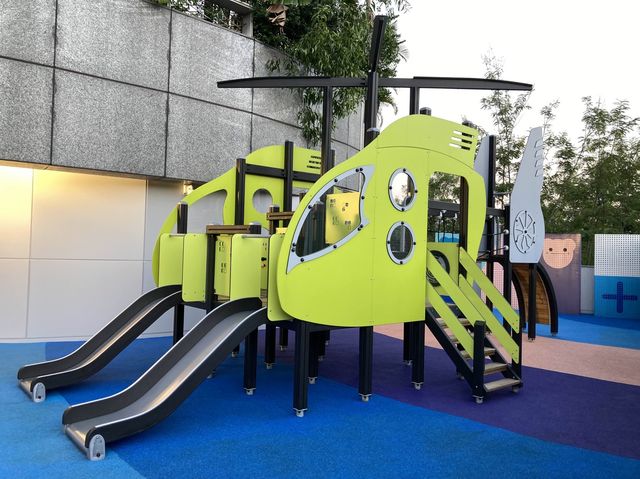 《天水圍免費戶外遊樂場~+WOO嘉湖樂園》 《天水圍免費戶外遊樂場~+WOO嘉湖樂園》