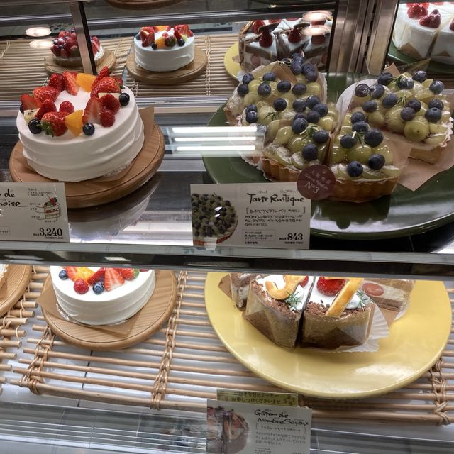 名古屋三越　地下一階のカフェ