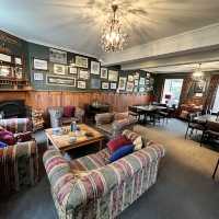 NZ 紐西蘭 南島 但尼丁 Careys Bay Historic Hotel 