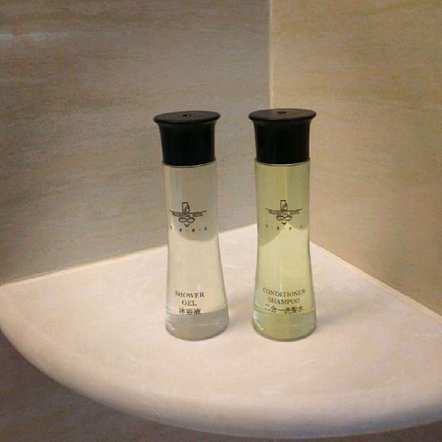 佐敦地鐵站上蓋的恒豐酒店