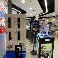 Best Denki, one-stop electronics store