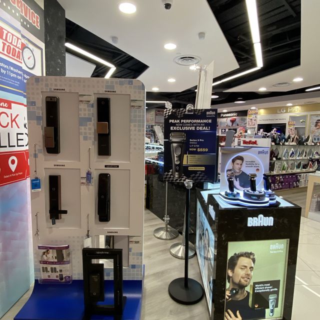 Best Denki, one-stop electronics store