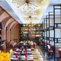 Hotel Stripes Kuala Lumpur