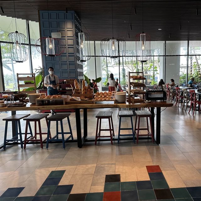 下龍灣CP值高的五星級酒店—Citadines Marina Halong