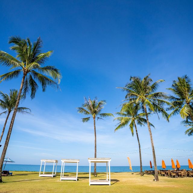 Le Menara Khaolak พักชิลริมทะเล เขาหลัก