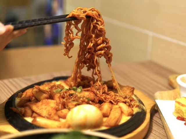 甜鹹蜜糖蒜香烤雞味道豐富