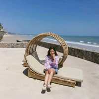 Miss T bar & Cafe @hua hin 💜💛🧡💙🏝🌊