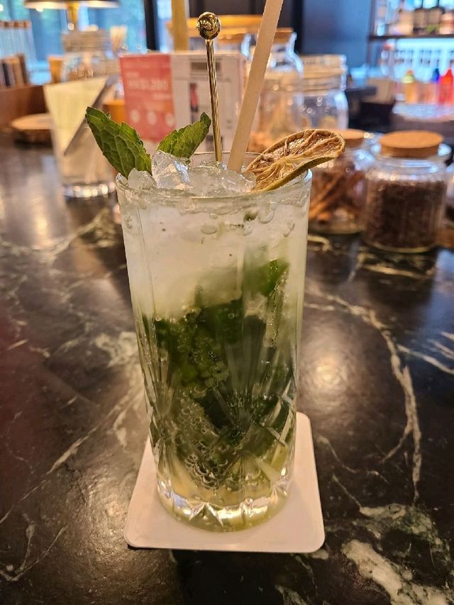 尖東飲酒及high tea的好地方