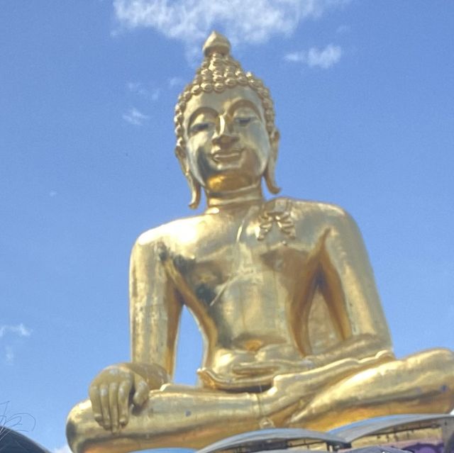 Golden Triangle Buddha, 3 country view 