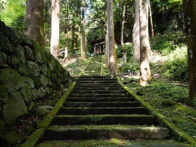 Rokugo Manzan Temples