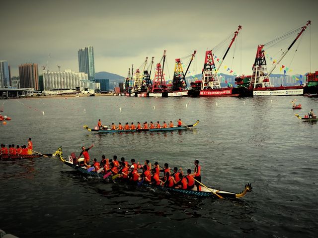 Row row row your boat 🚣‍♂️🐲🐉