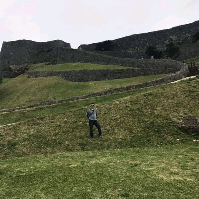 ปราสาทนากางุสึคุ (Nakagusuku Castle)