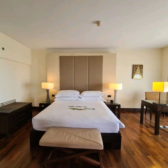 Time to Phuket Let's Relax @ HILTON Suite 