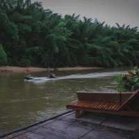 ริเวอร์แคว จังเกิลราฟท์ รีสอร์ท