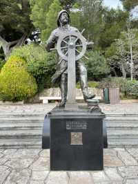 Sculptures in Saint Martin Garden.