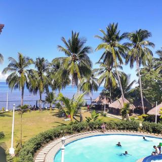 Place is near the main road finding it would not be hard. The place has a nice pool and rooms but the beach dont expect much. They do offer breakfast but its not that good. Its a good place to visit with your family. Ask for a room on the second floor with a balcony.
#beaches