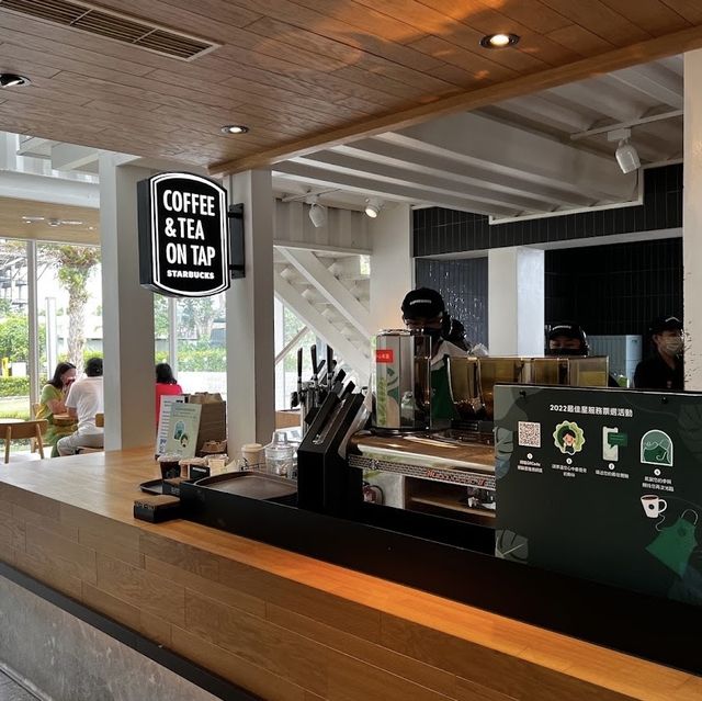 花蓮吉安鄉 ｜ STARBUCKS 星巴克 (洄瀾門市)