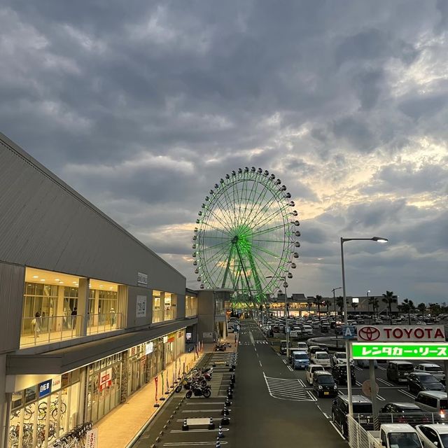 空港から電車で一駅の高層ホテル！