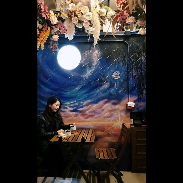 🌺鬧市中找到靚靚花花cafe🌹